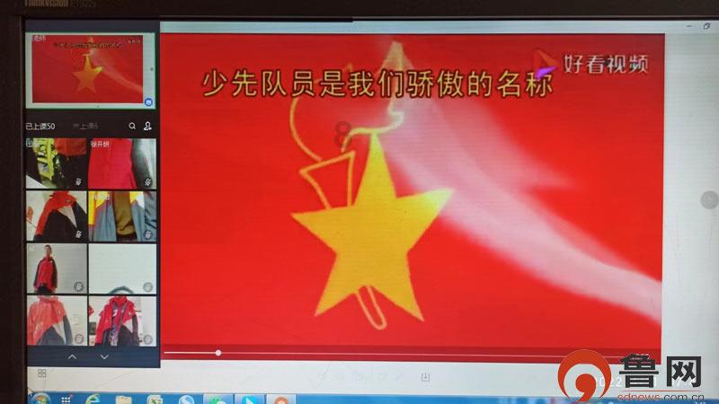 天空：邓弗里斯因家庭原因缺席今天的训练，球员没有受伤